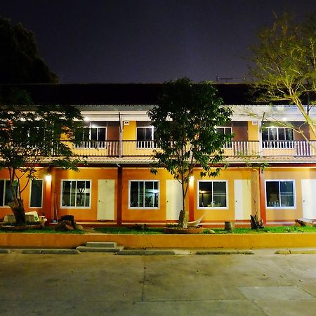 Aiyara House Acomodação com café da manhã Phra Nakhon Si Ayutthaya Exterior foto