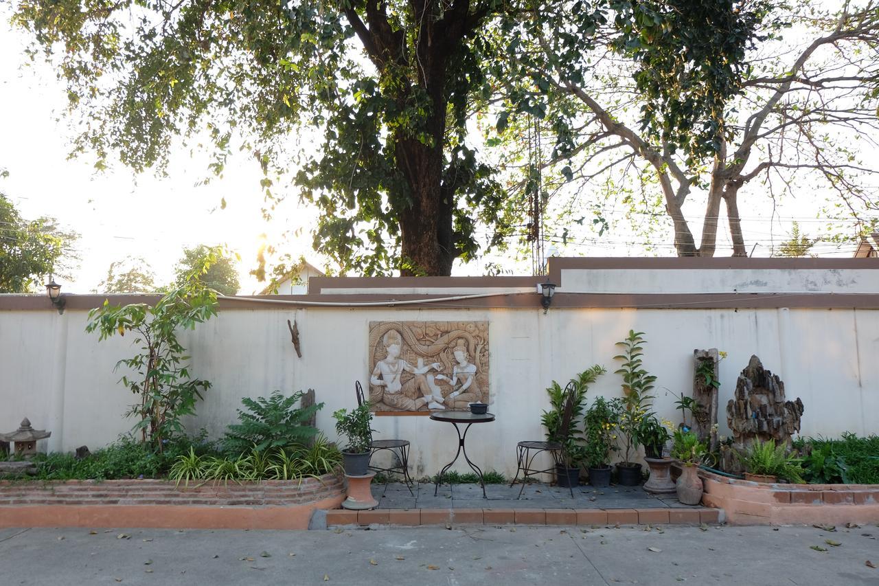 Aiyara House Acomodação com café da manhã Phra Nakhon Si Ayutthaya Exterior foto
